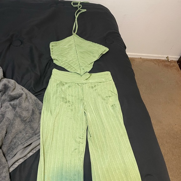 Sage green pants - Picture 1 of 2